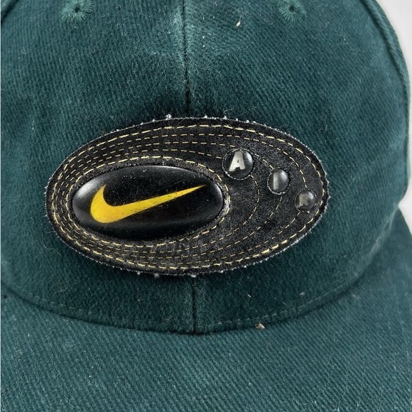 Green Baseball Cap - Picture 5 of 7